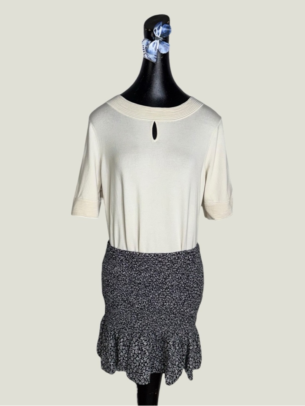 Pendleton Women's Cream Short Sleeve Knit Top